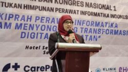 Prof Roro Tutik Nahkodai Himpunan Perawat Informatika Indonesia